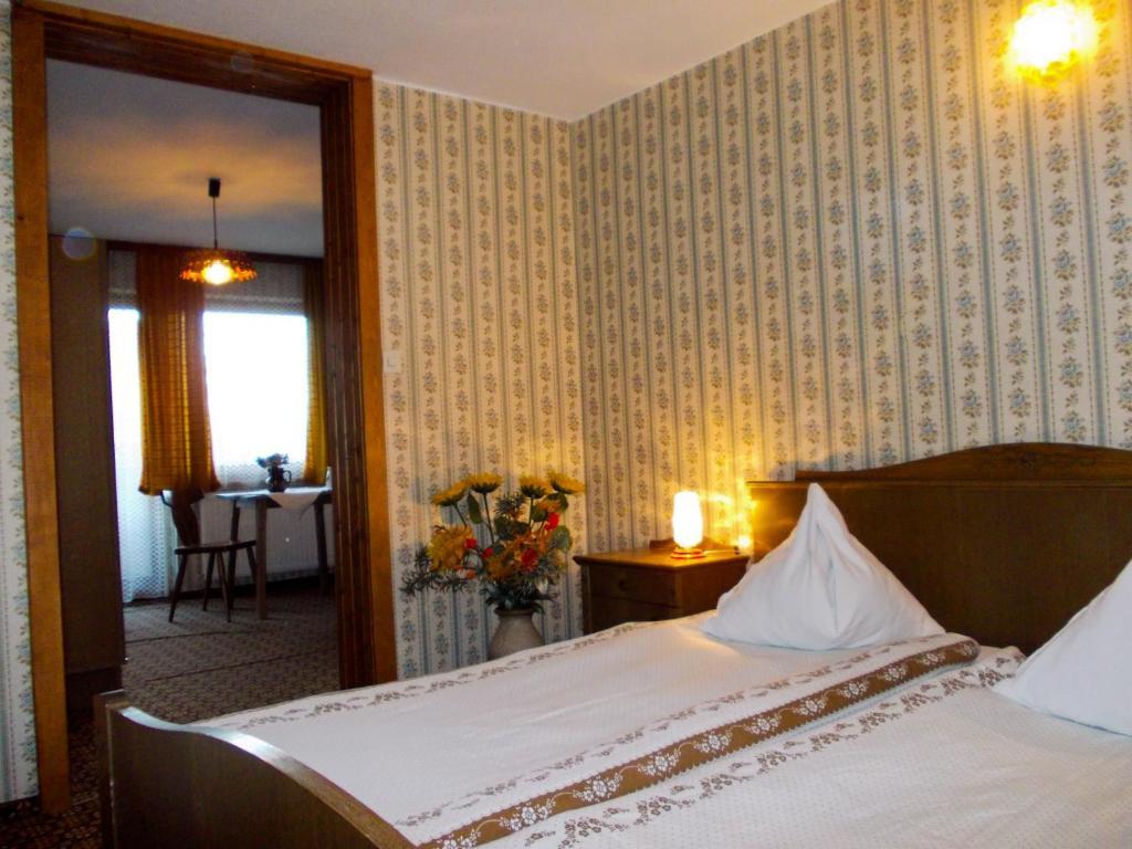 Gasthaus Gruber Hotel Tamsweg Room photo